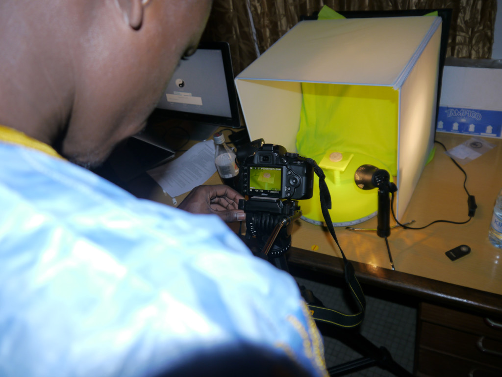 UCAD archaeology graduate student Tidiane Sow works a with stereophotogrammetry capture station
